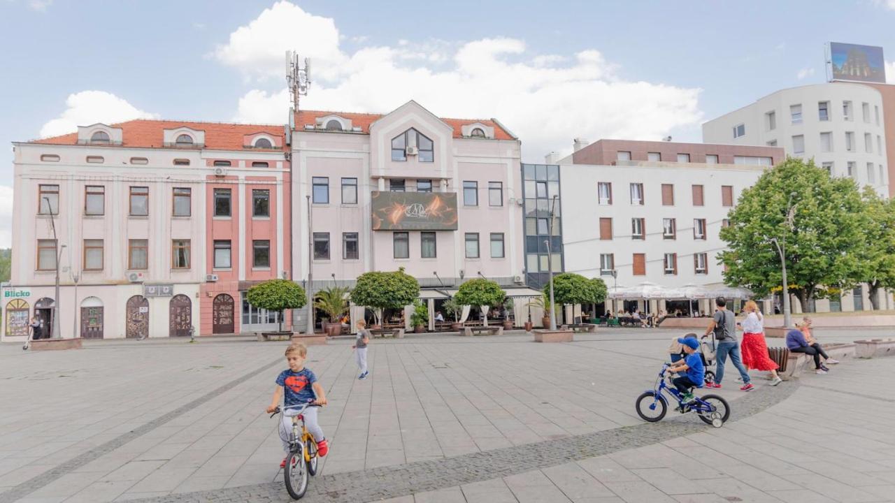 Fontana Apartmani Free Parking Tuzla Dış mekan fotoğraf