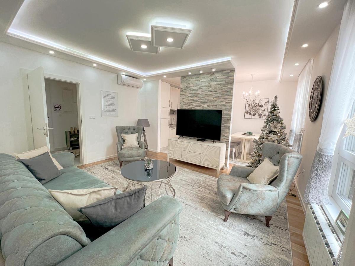 Fontana Apartmani Free Parking Tuzla Dış mekan fotoğraf