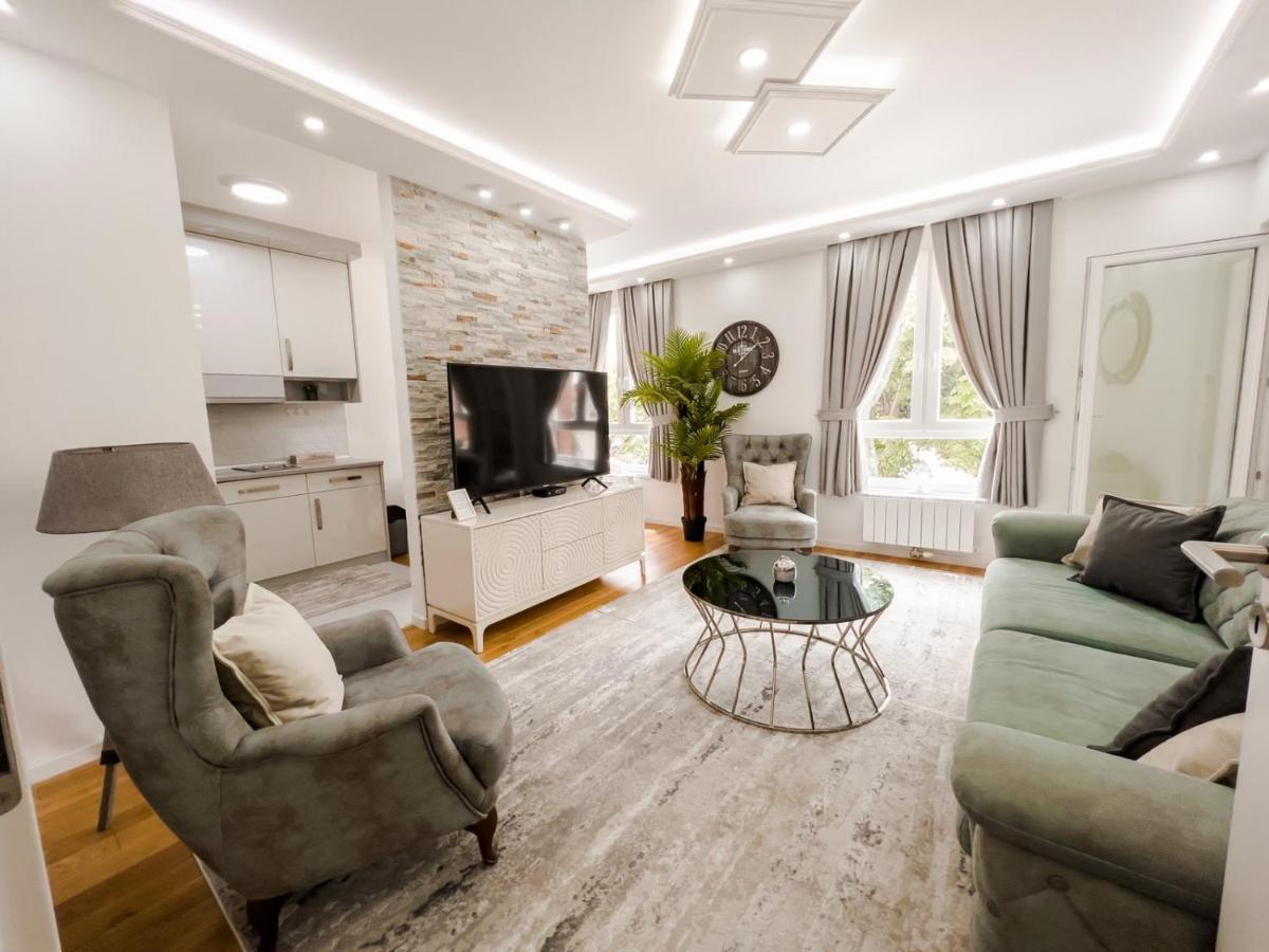 Fontana Apartmani Free Parking Tuzla Dış mekan fotoğraf