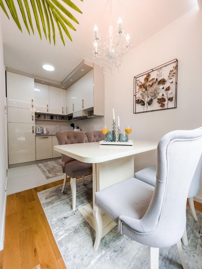 Fontana Apartmani Free Parking Tuzla Dış mekan fotoğraf