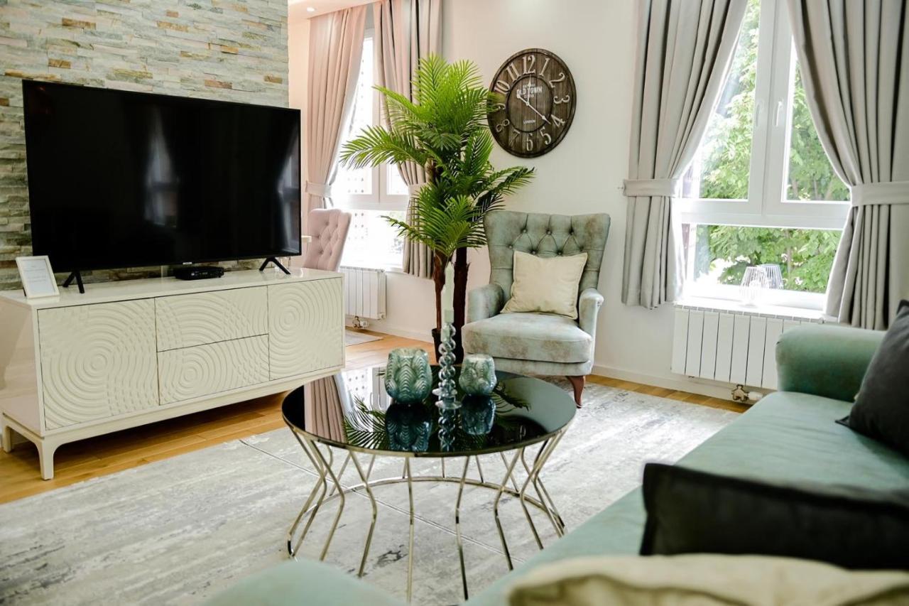 Fontana Apartmani Free Parking Tuzla Dış mekan fotoğraf